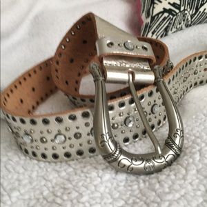 Leather belt